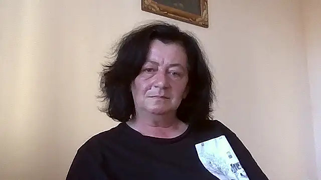 Snapshot of GypsiQueen2 chatting on June 8, 4:51 pm GypsiQueen2 online show from June 8, 4:51 pm