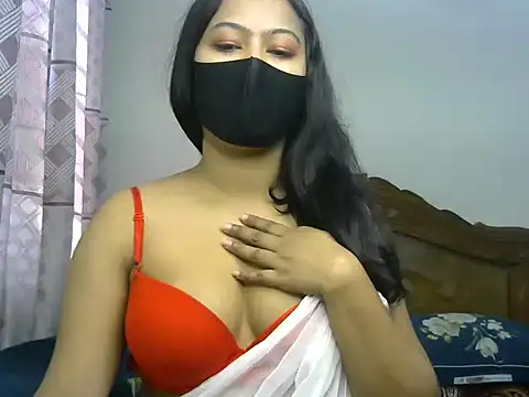 Snapshot of hotynnisha chatting on January 19, 5:48 am hotynnisha online show from January 19, 5:48 am