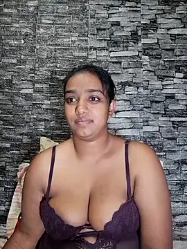 Snapshot of Xindias_fantasyX chatting on October 17, 6:32 pm Xindias fantasyX online show from October 17, 6:32 pm