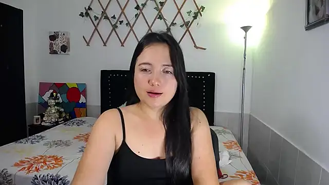 naughty girl 4u online show from May 5, 9:23 pm