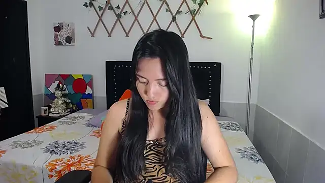 naughty girl 4u online show from May 6, 8:47 pm