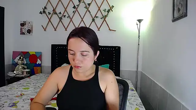 naughty girl 4u online show from June 17, 9:38 pm