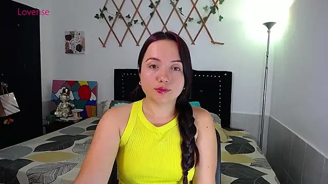 naughty girl 4u online show from July 6, 8:00 am
