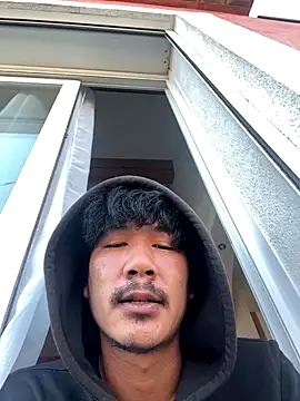 juniiorre online show from October 11, 8:13 am