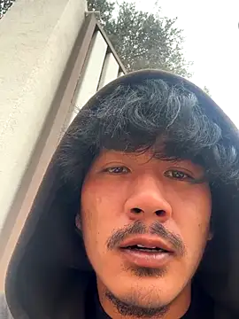 juniiorre online show from October 29, 11:56 am