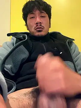 Snapshot of juniiorre chatting on March 15, 1:17 pm juniiorre online show from March 15, 1:17 pm