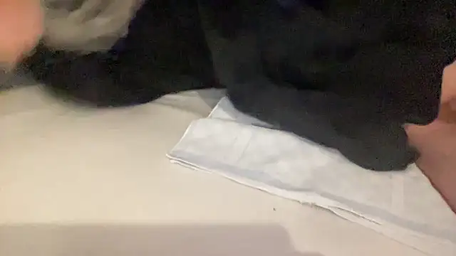 Snapshot of shyguy728683 chatting on March 22, 4:56 am shyguy728683 online show from March 22, 4:56 am