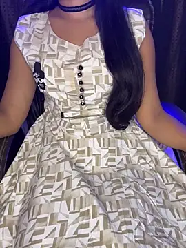 SCHOOL Girl 0 online show from December 14, 10:24 am