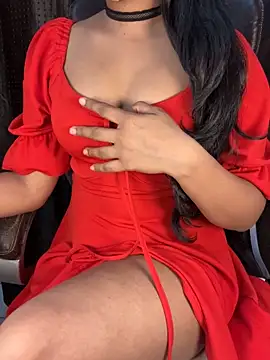 SCHOOL Girl 0 online show from February 12, 4:00 pm