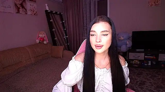   Malika   online show from September 29, 2:55 pm