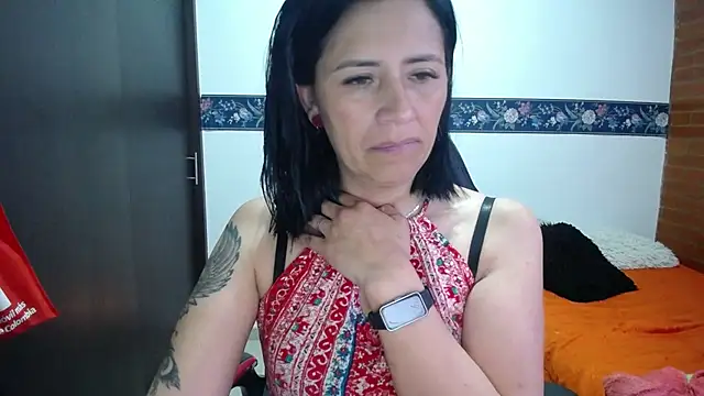 sharoon cheerry online show from October 11, 11:09 am