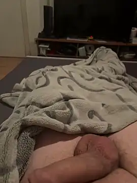 Snapshot of David19932908 chatting on January 9, 9:05 pm David19932908 online show from January 9, 9:05 pm