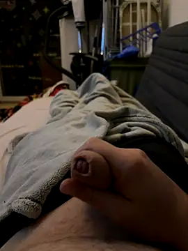 Snapshot of David19932908 chatting on November 10, 12:31 am David19932908 online show from November 10, 12:31 am