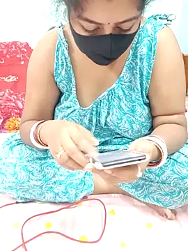 Snapshot of Bengali-boudi chatting on May 28, 6:38 pm Bengali-boudi online show from May 28, 6:38 pm