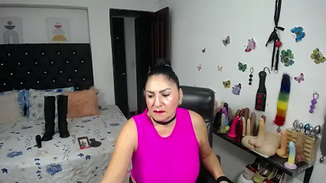 mature bigboobs10 online show from May 1, 4:28 am