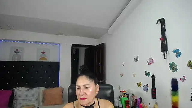 mature bigboobs10 online show from July 15, 4:18 am