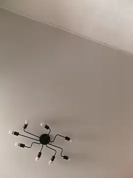 Snapshot of Lovers__Annn chatting on February 16, 8:54 am Lovers Annn online show from February 16, 8:54 am