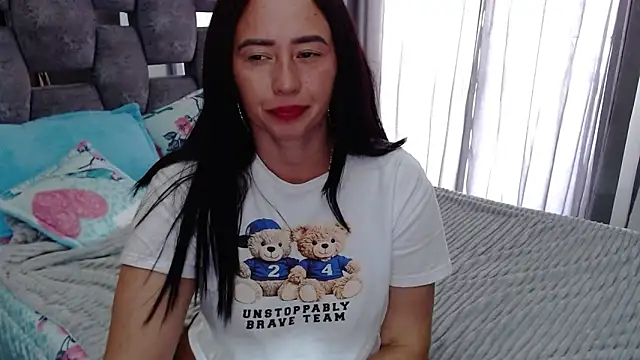 sara hott 1 online show from September 23, 8:34 pm