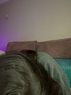 Snapshot of hades4ness chatting on March 4, 8:13 am hades4ness online show from March 4, 8:13 am