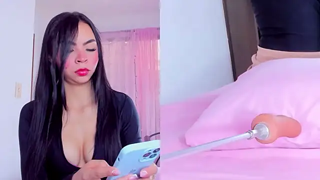 Snapshot of Sweet_Susie_ chatting on December 22, 8:36 pm Sweet Susie online show from December 22, 8:36 pm