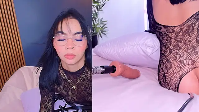 Snapshot of Sweet_Susie_ chatting on June 24, 8:52 pm Sweet Susie online show from June 24, 8:52 pm