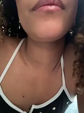 Snapshot of Amelia_bss chatting on March 7, 12:13 pm Amelia bss online show from March 7, 12:13 pm