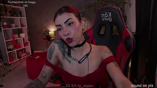 kitty pruu online show from June 8, 11:16 pm