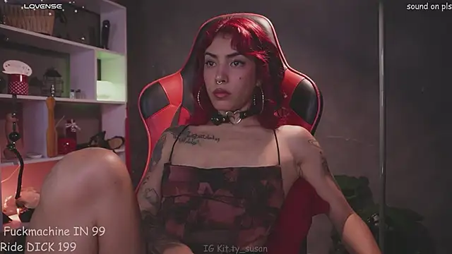 Snapshot of kitty_pruu chatting on July 24, 10:30 pm kitty pruu online show from July 24, 10:30 pm