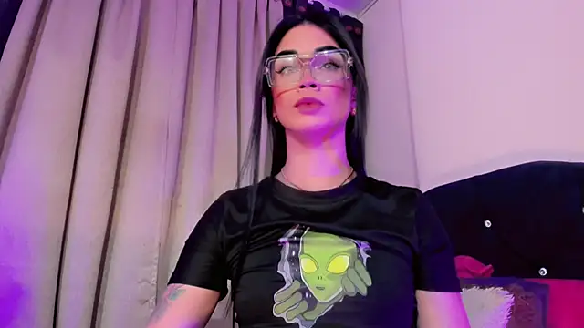 Snapshot of lesly_xx chatting on July 26, 3:04 am lesly xx online show from July 26, 3:04 am