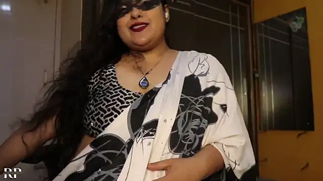 AgniPriya online show from February 5, 5:42 pm