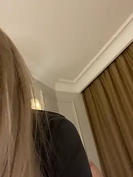 SophieBaley online show from February 15, 2:52 am