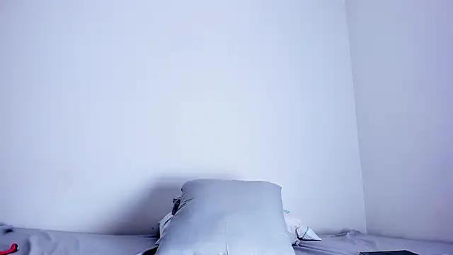 Snapshot of Skarleth69 chatting on March 5, 11:50 am Skarleth69 online show from March 5, 11:50 am