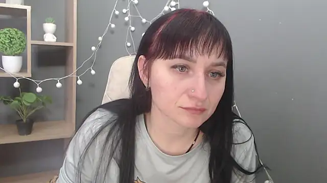 Snapshot of NinaFlawlees chatting on January 16, 12:53 pm NinaFlawlees online show from January 16, 12:53 pm