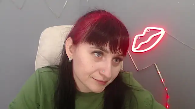 Snapshot of NinaFlawlees chatting on February 27, 12:49 pm NinaFlawlees online show from February 27, 12:49 pm