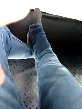 robinsan1010 online show from March 7, 9:51 am