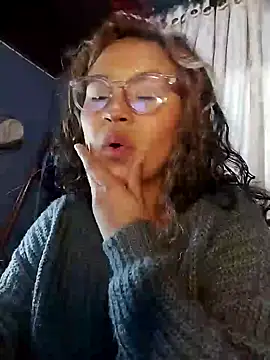 Snapshot of Hathorlove chatting on December 30, 10:34 pm Hathorlove online show from December 30, 10:34 pm