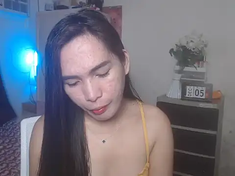 Msyensmith online show from December 5, 4:54 am