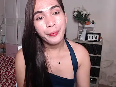 Msyensmith online show from December 14, 1:16 pm