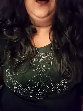 Snapshot of sassy_horny chatting on December 6, 7:34 pm sassy horny online show from December 6, 7:34 pm