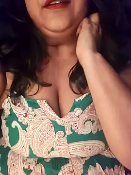 Snapshot of sassy_horny chatting on January 26, 12:05 am sassy horny online show from January 26, 12:05 am