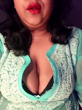 Snapshot of sassy_horny chatting on February 19, 7:38 pm sassy horny online show from February 19, 7:38 pm