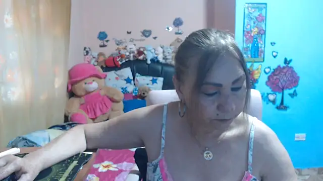 Snapshot of milfeddy_ chatting on May 24, 11:48 am milfeddy online show from May 24, 11:48 am