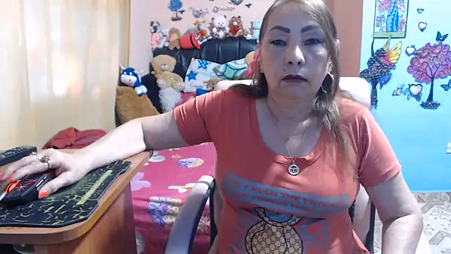 Snapshot of milfeddy_ chatting on June 9, 9:15 pm milfeddy online show from June 9, 9:15 pm