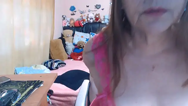 Snapshot of milfeddy_ chatting on June 12, 11:53 am milfeddy online show from June 12, 11:53 am