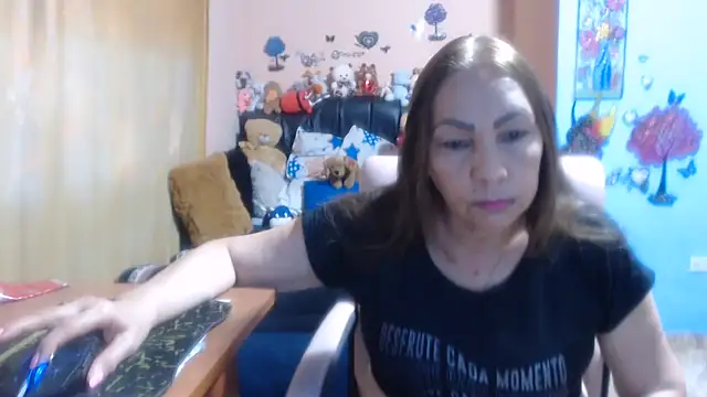 Snapshot of milfeddy_ chatting on July 16, 9:32 pm milfeddy online show from July 16, 9:32 pm