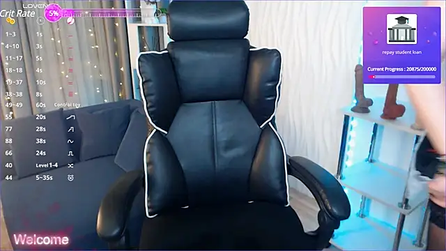 Snapshot of RedPeach chatting on March 21, 6:40 pm RedPeach online show from March 21, 6:40 pm