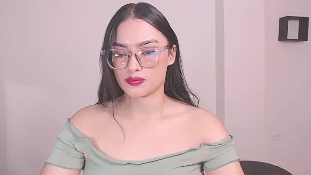 Snapshot of 1eve_rox chatting on March 15, 8:37 pm 1eve rox online show from March 15, 8:37 pm