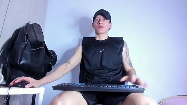 enzo bvlgari online show from March 1, 2:30 pm