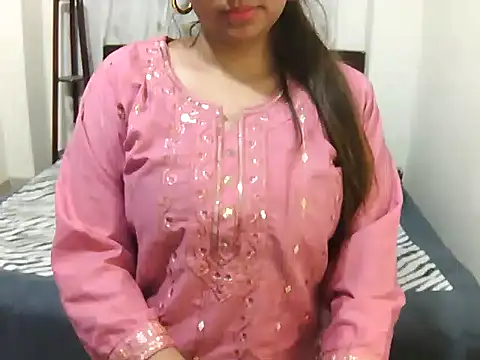 cutebengaligirl online show from March 17, 10:57 pm
