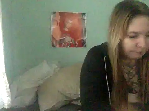 Snapshot of alexabunni chatting on October 12, 3:33 pm alexabunni online show from October 12, 3:33 pm